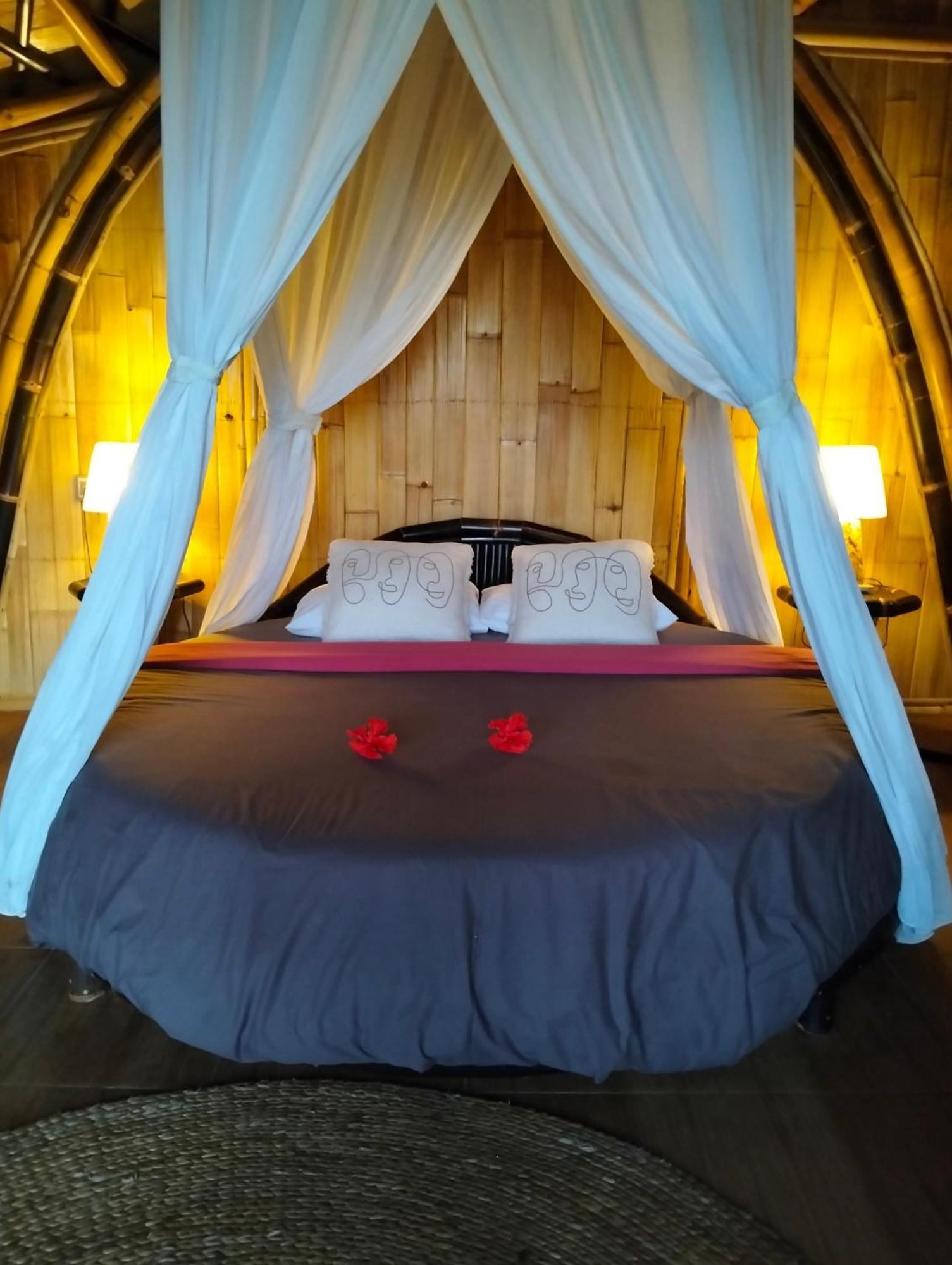 Great Mountain Views Villa Resort Selat Extérieur photo