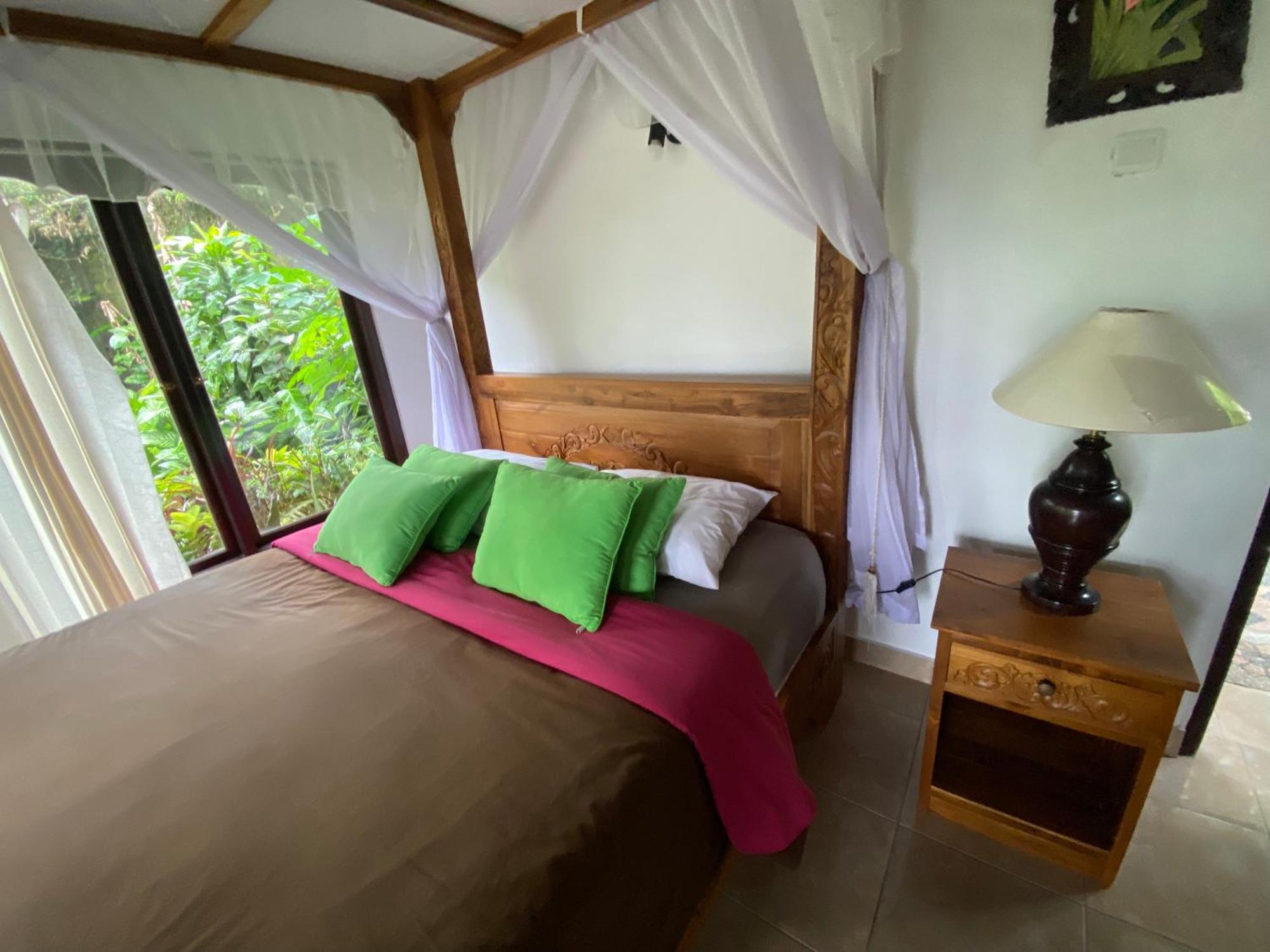 Great Mountain Views Villa Resort Selat Chambre photo